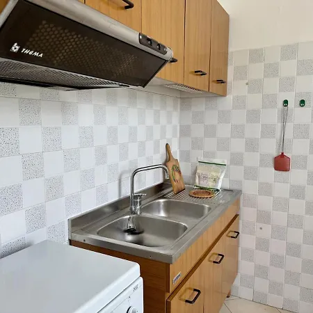 Host4u - Dimora Antica In Centro A Porto Maurizio Di - Casa Rina Lejlighed *