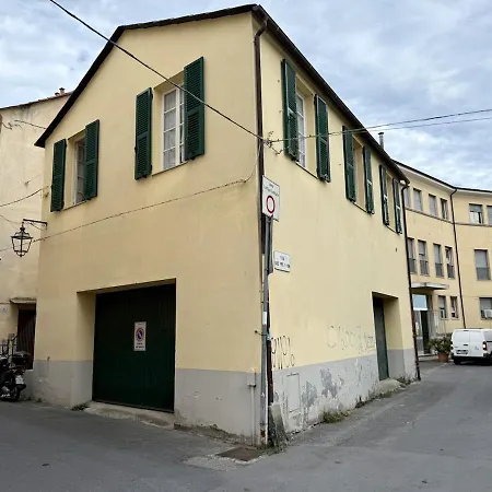 Host4u - Dimora Antica In Centro A Porto Maurizio Di - Casa Rina * Империя
