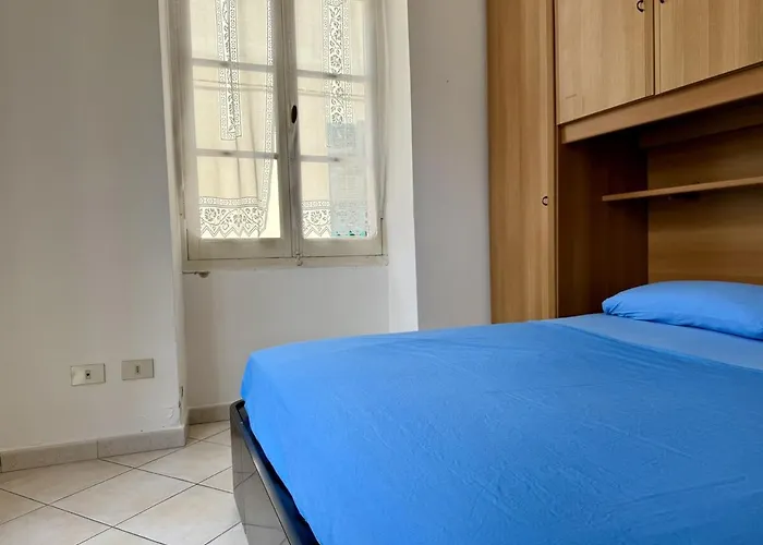 Host4u - Dimora Antica In Centro A Porto Maurizio Di - Casa Rina Lägenhet Imperia