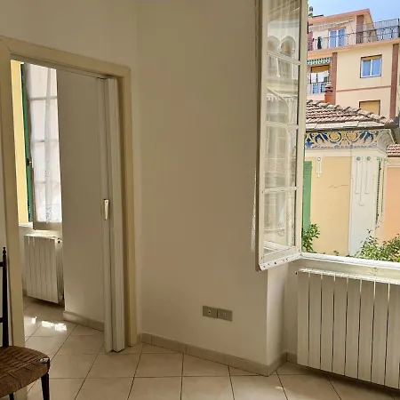 Host4u - Dimora Antica In Centro A Porto Maurizio Di - Casa Rina * Imperia