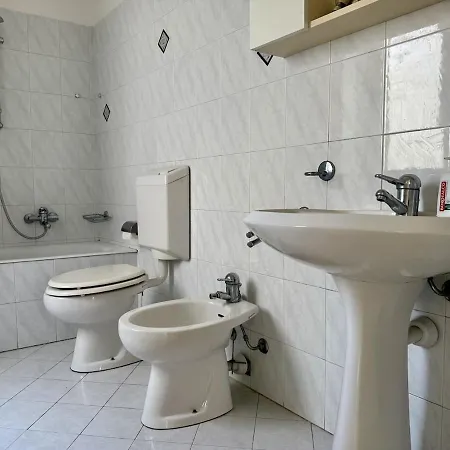 Host4u - Tipica Casa Ligure In Centro A Porto Maurizio Con Terrazza A Pochi Minuti Dalle Spiagge E Porto Imperia