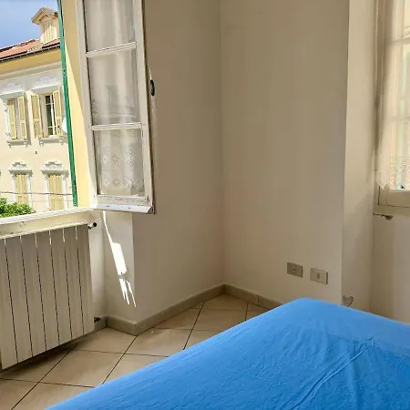 Host4u - Dimora Antica In Centro A Porto Maurizio Di - Casa Rina * Imperia