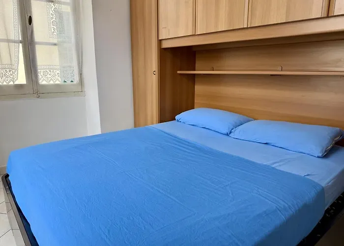Host4u - Dimora Antica In Centro A Porto Maurizio Di - Casa Rina *