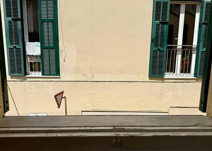 Διαμέρισμα Host4u - Dimora Antica In Centro A Porto Maurizio Di - Casa Rina Imperia
